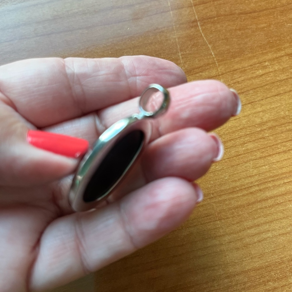Onyx and silver pendant - Picture 3 of 8